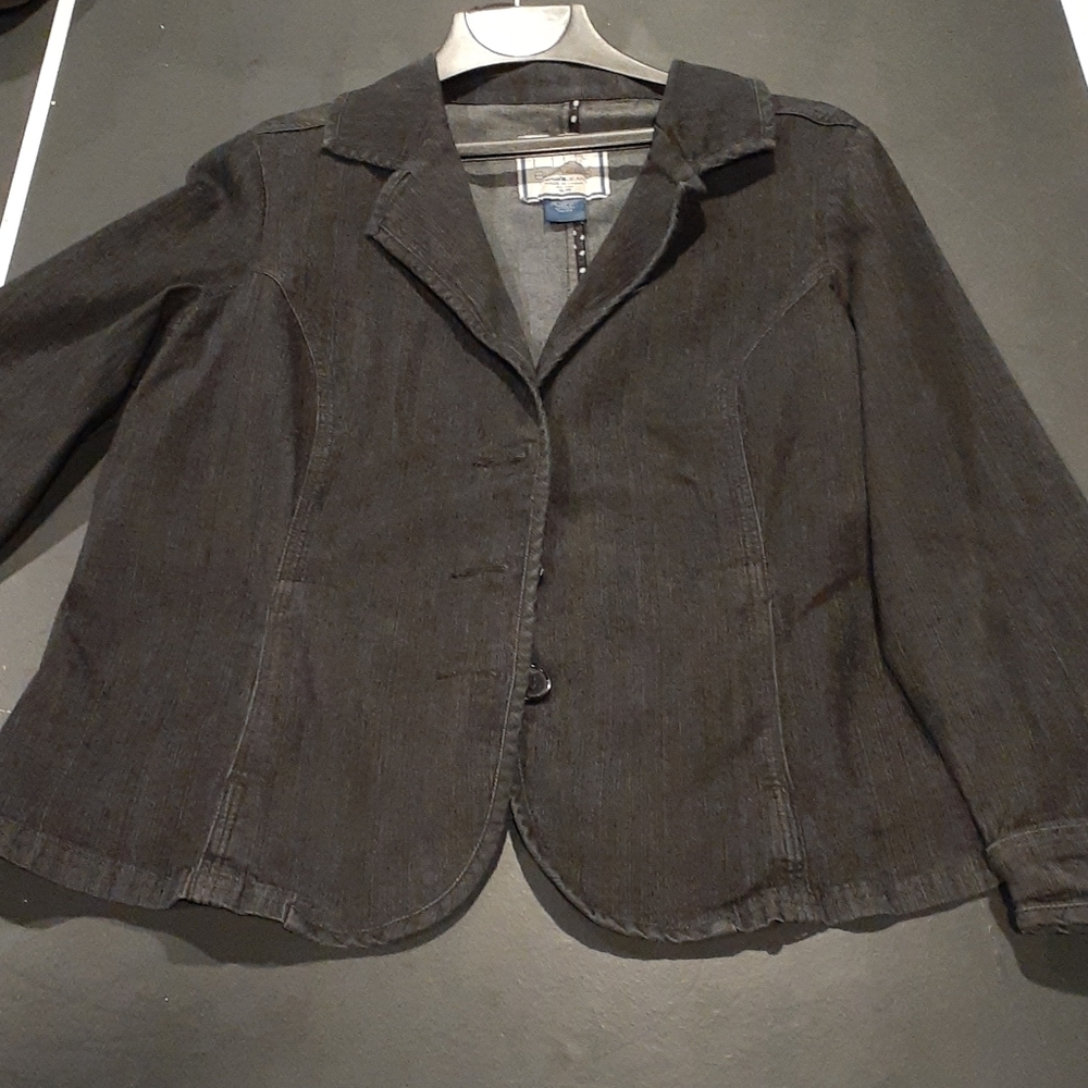 🤑🤑  Woman Denim blazer. 18/20